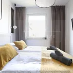 4 Stars, Luxury Butterfly & Bike Apartments, Orlowo, 6 Mieszkan, Z Oddzielna Sypialnia, Winda I Platnym Parkingiem, Blisko Drog Rowerowych, Niedaleko Molo, Golf, Stadnina, Adventure Park, Summerwinter Brand Daire