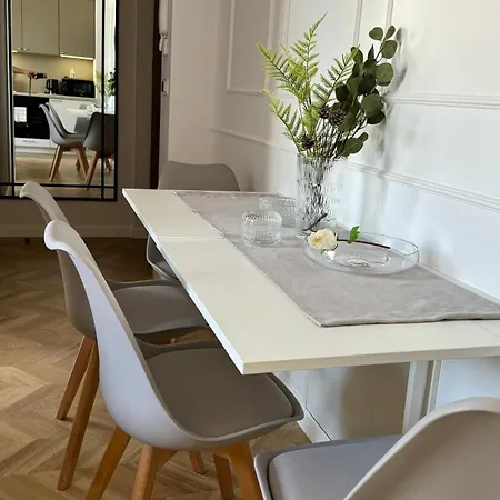 Lejlighed 4 Stars, Butterfly Apartments By Summerwinter Gdynia Orlowo Apartamenty Premium, Parking, Winda, Rowerownia, Driving Golf Gdynia