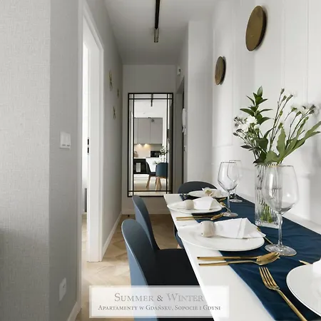 4 Stars, Butterfly Apartments By Summerwinter Wroclawska Orlowo Z 2 Lub 1 Sypialnia Premium, Parking, Winda, Rowerownia, Driving Golf * Gdynia