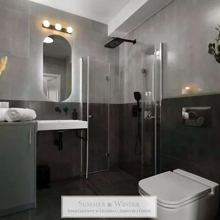 Апартаменты 4 Stars, Luxury Butterfly & Bike Apartments, Orlowo, 15 Mieszkan, Z Oddzielna Sypialnia, Winda I Platnym Parkingiem, Blisko Drog Rowerowych, Niedaleko Molo, Golf, Stadnina, Adventure Park, Summerwinter Brand