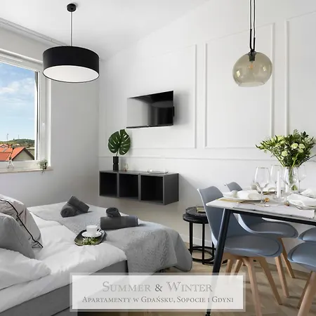 Lejlighed 4 Stars, Butterfly Apartments By Summerwinter Gdynia Orlowo Apartamenty Premium, Parking, Winda, Rowerownia, Driving Golf Gdynia