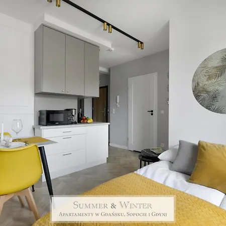 Lejlighed 4 Stars, Butterfly Apartments By Summerwinter Gdynia Orlowo Apartamenty Premium, Parking, Winda, Rowerownia, Driving Golf Gdynia