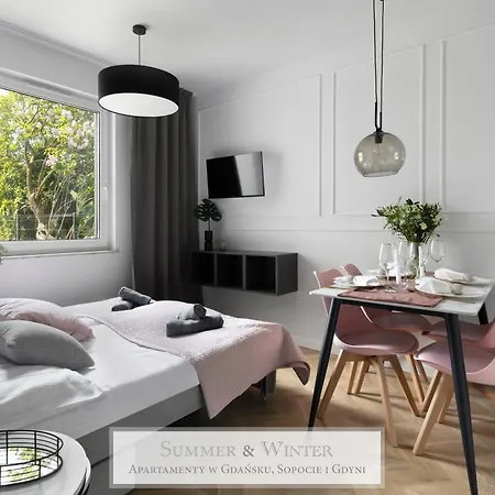 4 Stars, Luxury Butterfly & Bike Apartments, Orlowo, 15 Mieszkan, Z Oddzielna Sypialnia, Winda I Platnym Parkingiem, Blisko Drog Rowerowych, Niedaleko Molo, Golf, Stadnina, Adventure Park, Summerwinter Brand Гдыня