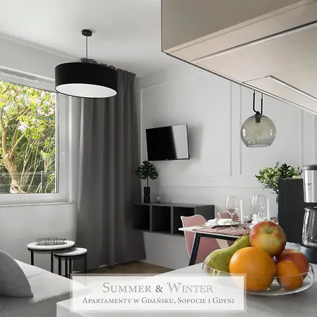 4 Stars, Luxury Butterfly & Bike Apartments, Orlowo, 15 Mieszkan, Z Oddzielna Sypialnia, Winda I Platnym Parkingiem, Blisko Drog Rowerowych, Niedaleko Molo, Golf, Stadnina, Adventure Park, Summerwinter Brand *