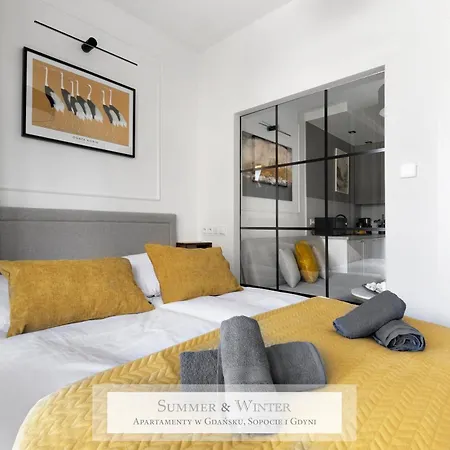 Apartmán 4 Stars, New Luxury Butterfly & Bike Apartments, Orlowo, 15 Wyposazonych Mieszkan, Z Sypialnia, Winda I Platnym Parkingiem, Wysoki Standard Summerwinter, Blisko Molo Orlowo, Drog Rowerowych, Stadniny I Golf Park
