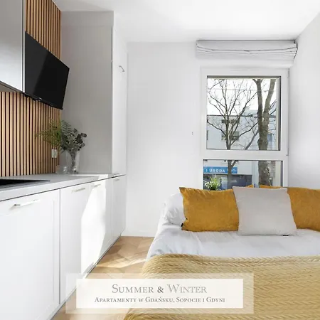 4 Stars, New Luxury Butterfly & Bike Apartments, Orlowo, 15 Wyposazonych Mieszkan, Z Sypialnia, Winda I Platnym Parkingiem, Wysoki Standard Summerwinter, Blisko Molo Orlowo, Drog Rowerowych, Stadniny I Golf Park * Gdyně