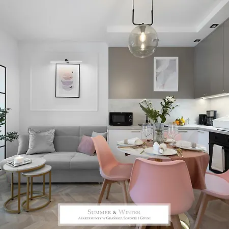 4 Stars, Butterfly Apartments By Summerwinter Wroclawska Orlowo Z 2 Lub 1 Sypialnia Premium, Parking, Winda, Rowerownia, Driving Golf * Gdynia