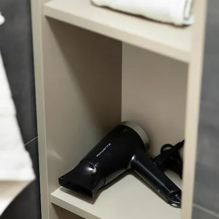 4 Stars, New Luxury Butterfly & Bike Apartments, Orlowo, 15 Wyposazonych Mieszkan, Z Sypialnia, Winda I Platnym Parkingiem, Wysoki Standard Summerwinter, Blisko Molo Orlowo, Drog Rowerowych, Stadniny I Golf Park * Gdyně