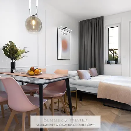 4 Stars, Butterfly Apartments By Summerwinter Wroclawska Orlowo Z 2 Lub 1 Sypialnia Premium, Parking, Winda, Rowerownia, Driving Golf Appartement *