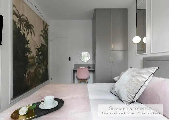 Апартаменти 4 Stars, Luxury Butterfly & Bike Apartments, Orlowo, 15 Mieszkan, Z Oddzielna Sypialnia, Winda I Platnym Parkingiem, Blisko Drog Rowerowych, Niedaleko Molo, Golf, Stadnina, Adventure Park, Summerwinter Brand *