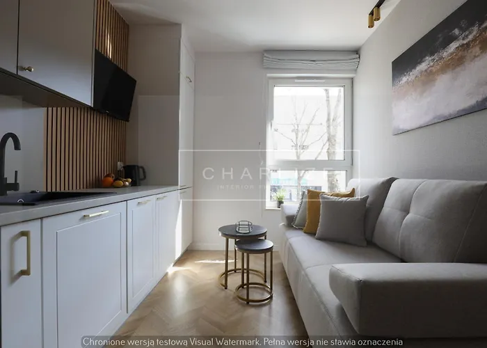 4 Stars, Luxury Butterfly & Bike Apartments, Orlowo, 15 Mieszkan, Z Oddzielna Sypialnia, Winda I Platnym Parkingiem, Blisko Drog Rowerowych, Niedaleko Molo, Golf, Stadnina, Adventure Park, Summerwinter Brand Гдиня