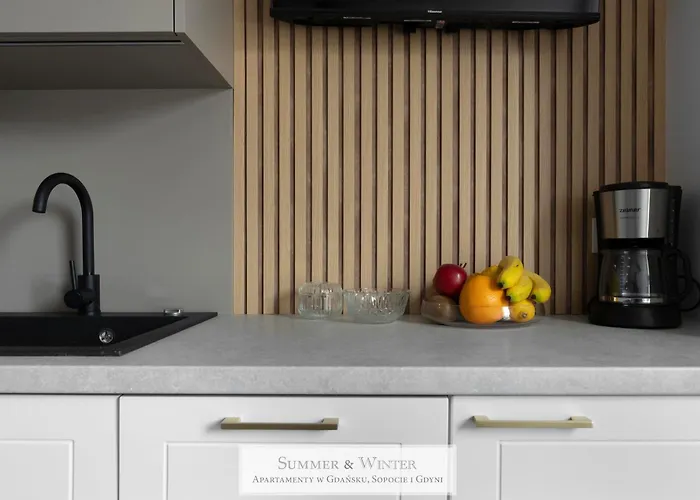 4 Stars, Luxury Butterfly & Bike Apartments, Orlowo, 15 Mieszkan, Z Oddzielna Sypialnia, Winda I Platnym Parkingiem, Blisko Drog Rowerowych, Niedaleko Molo, Golf, Stadnina, Adventure Park, Summerwinter Brand Апартаменти Гдиня