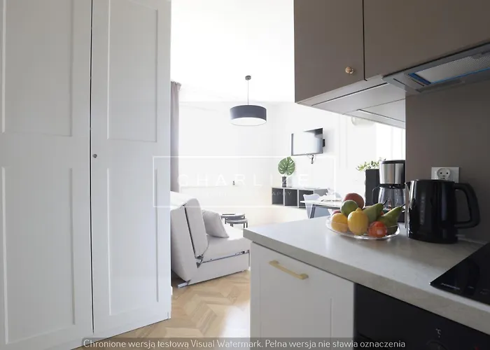 Апартаменти 4 Stars, Luxury Butterfly & Bike Apartments, Orlowo, 15 Mieszkan, Z Oddzielna Sypialnia, Winda I Platnym Parkingiem, Blisko Drog Rowerowych, Niedaleko Molo, Golf, Stadnina, Adventure Park, Summerwinter Brand Гдиня