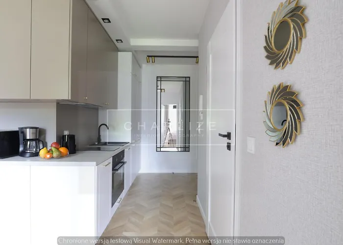 4 Stars, Luxury Butterfly & Bike Apartments, Orlowo, 15 Mieszkan, Z Oddzielna Sypialnia, Winda I Platnym Parkingiem, Blisko Drog Rowerowych, Niedaleko Molo, Golf, Stadnina, Adventure Park, Summerwinter Brand Гдиня