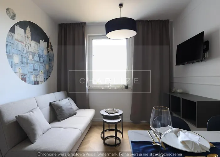 Апартаменти 4 Stars, Luxury Butterfly & Bike Apartments, Orlowo, 15 Mieszkan, Z Oddzielna Sypialnia, Winda I Platnym Parkingiem, Blisko Drog Rowerowych, Niedaleko Molo, Golf, Stadnina, Adventure Park, Summerwinter Brand Гдиня