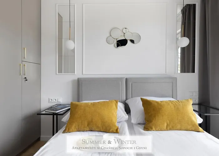 4 Stars, Luxury Butterfly & Bike Apartments, Orlowo, 15 Mieszkan, Z Oddzielna Sypialnia, Winda I Platnym Parkingiem, Blisko Drog Rowerowych, Niedaleko Molo, Golf, Stadnina, Adventure Park, Summerwinter Brand *