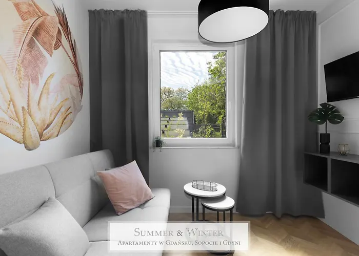 4 Stars, Luxury Butterfly & Bike Apartments, Orlowo, 15 Mieszkan, Z Oddzielna Sypialnia, Winda I Platnym Parkingiem, Blisko Drog Rowerowych, Niedaleko Molo, Golf, Stadnina, Adventure Park, Summerwinter Brand Гдиня