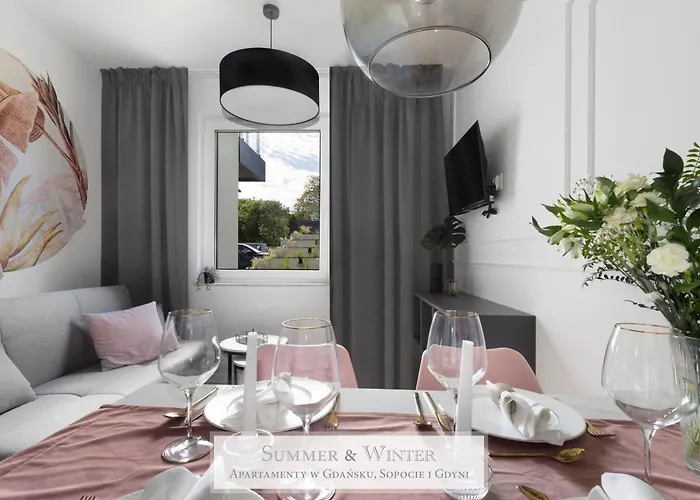 Апартаменти 4 Stars, Luxury Butterfly & Bike Apartments, Orlowo, 15 Mieszkan, Z Oddzielna Sypialnia, Winda I Platnym Parkingiem, Blisko Drog Rowerowych, Niedaleko Molo, Golf, Stadnina, Adventure Park, Summerwinter Brand *